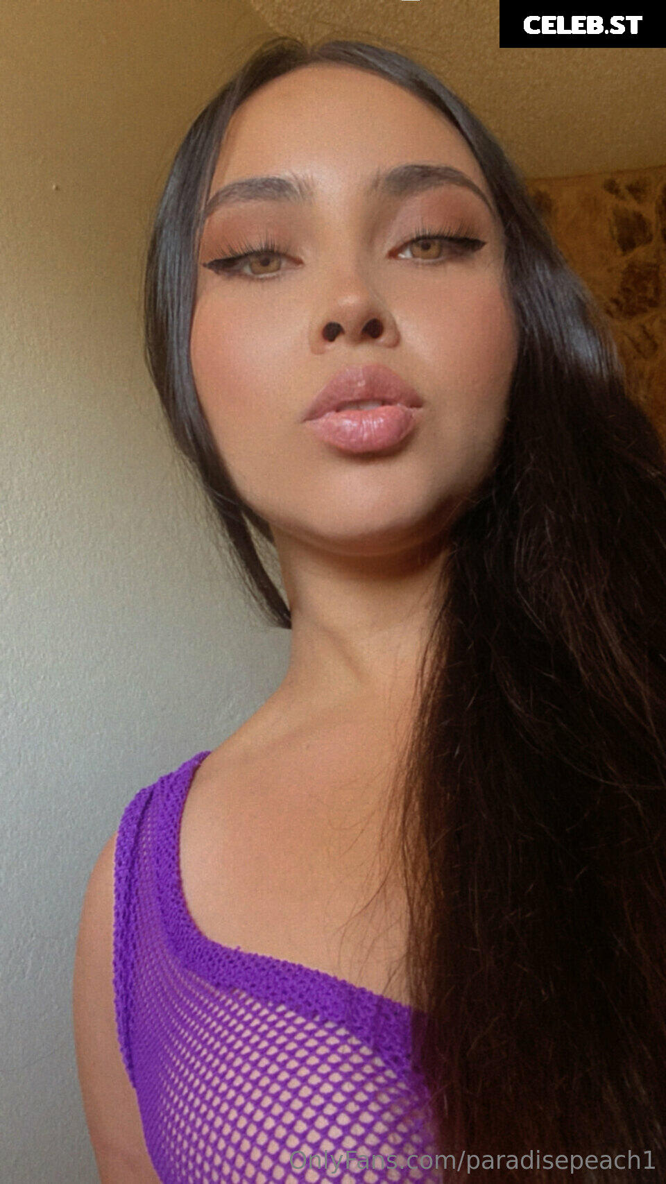 Eloisa Chairez / cybergirrl / paradisepeach1 / sincerely.eloisa Image 12053296