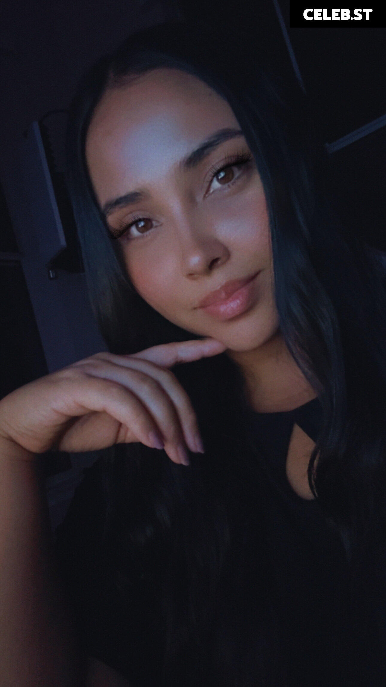 Eloisa Chairez / cybergirrl / paradisepeach1 / sincerely.eloisa Image 12053282