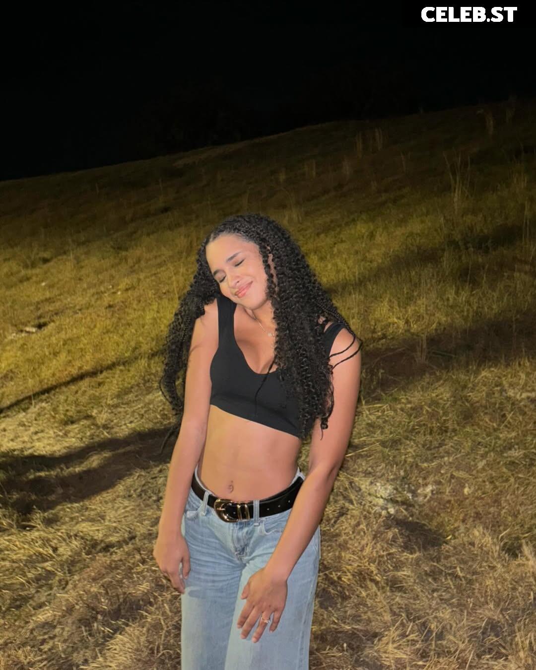 ayanna_porter / ayanna_.porter Image 12068902