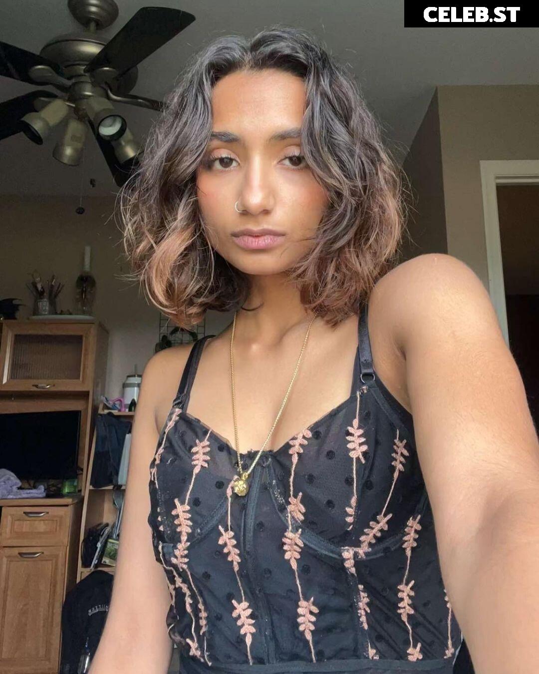 Shaghana Doyle | shagisabadword Image 12068648