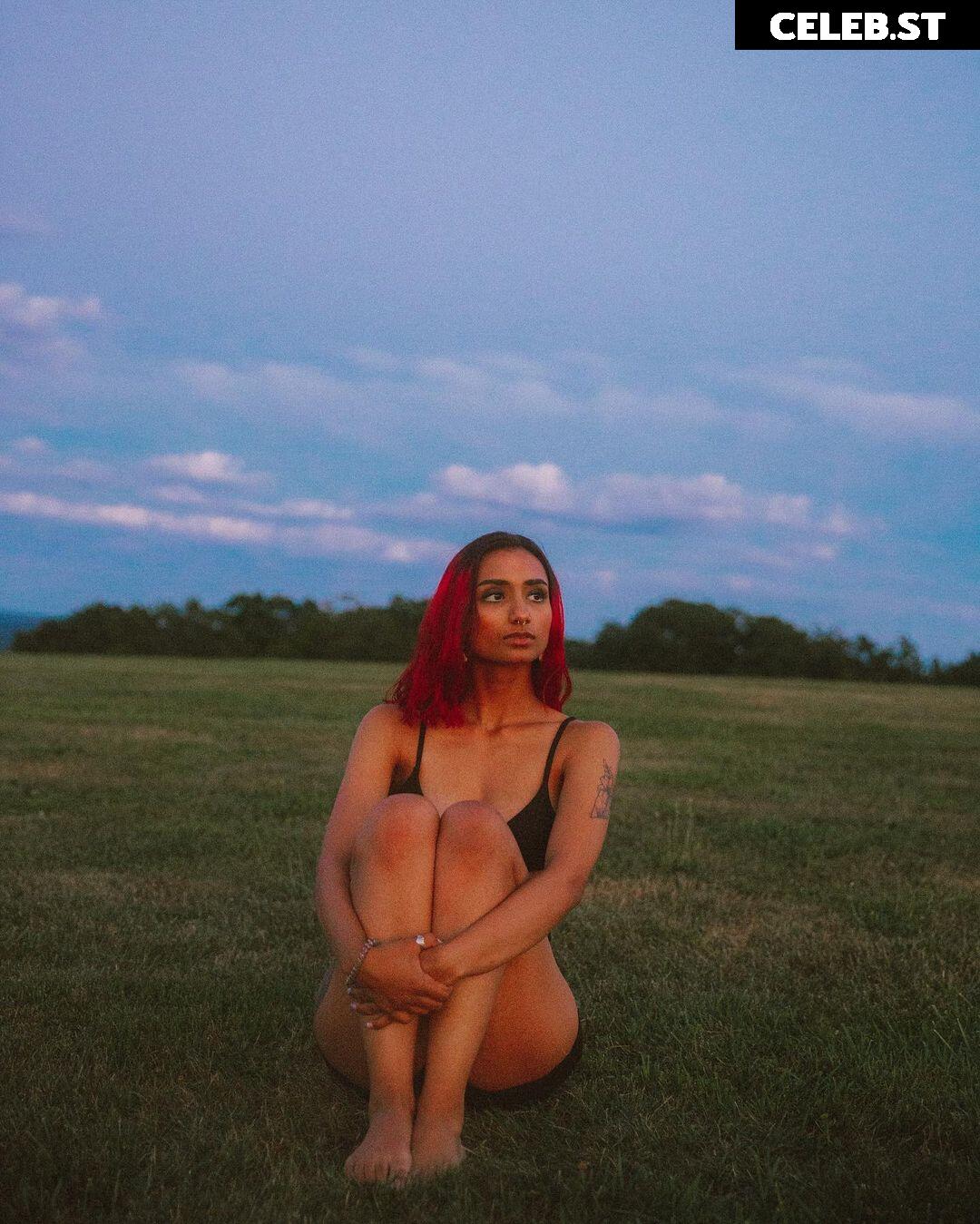 Shaghana Doyle | shagisabadword Image 12068677