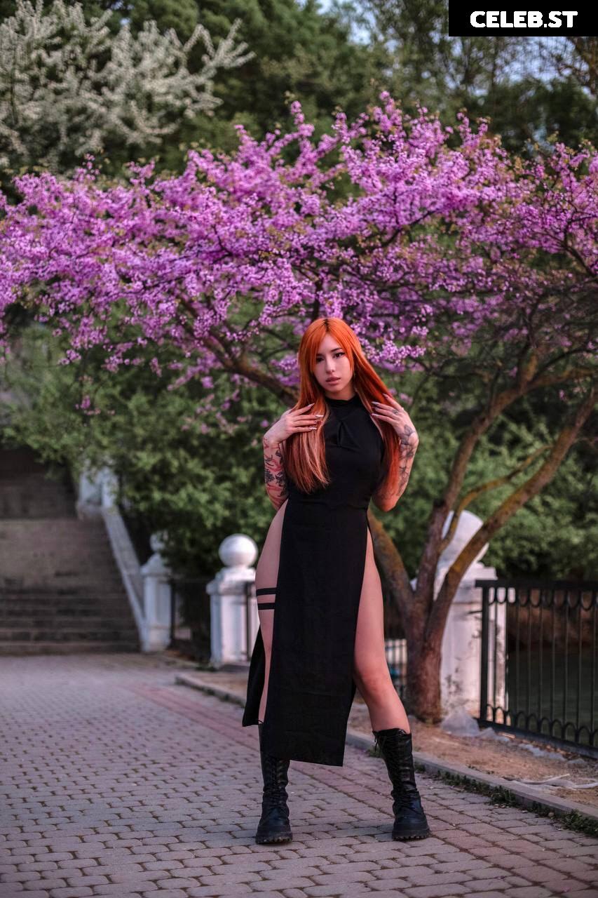 Caandyflip Image 12068317