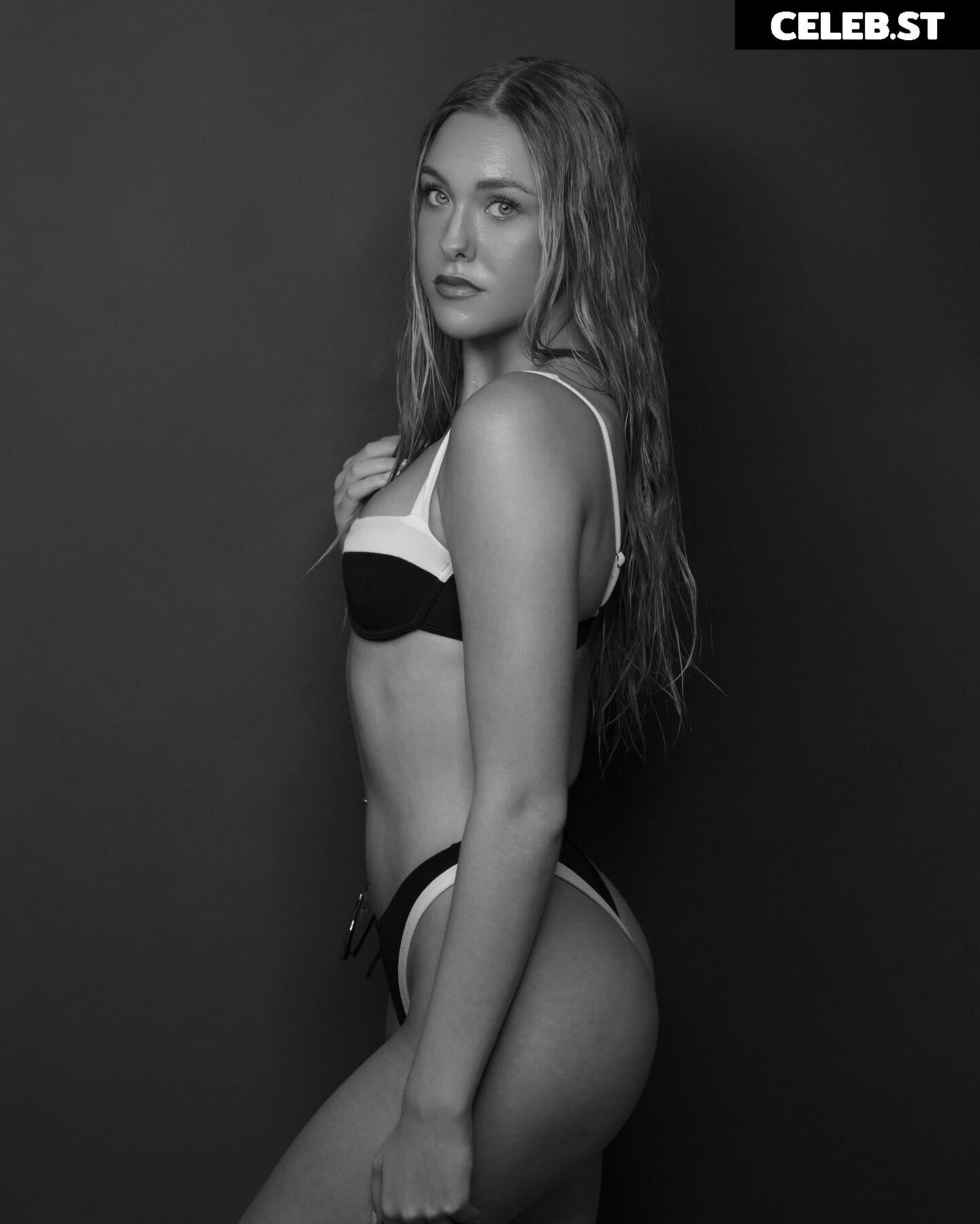 Leahana Steinel aka leahanasteinelll Image 12065437