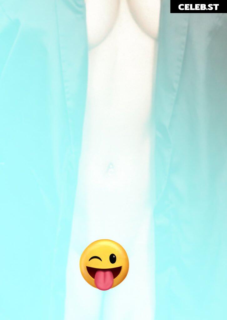 Samantha Moore / Samantha_SN1 Image 12065076