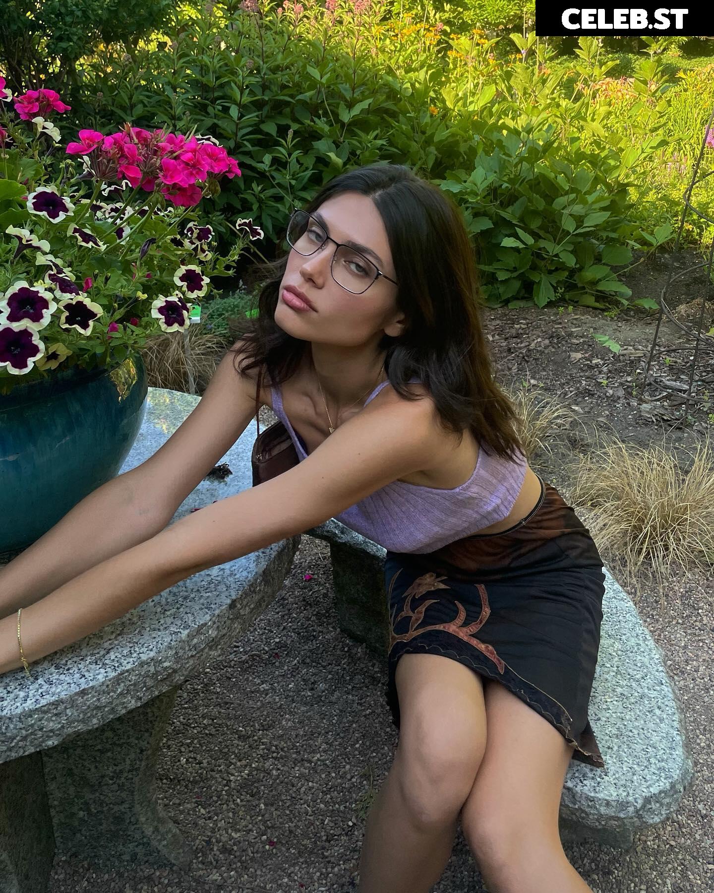 Victoria Bronova Image 12064922