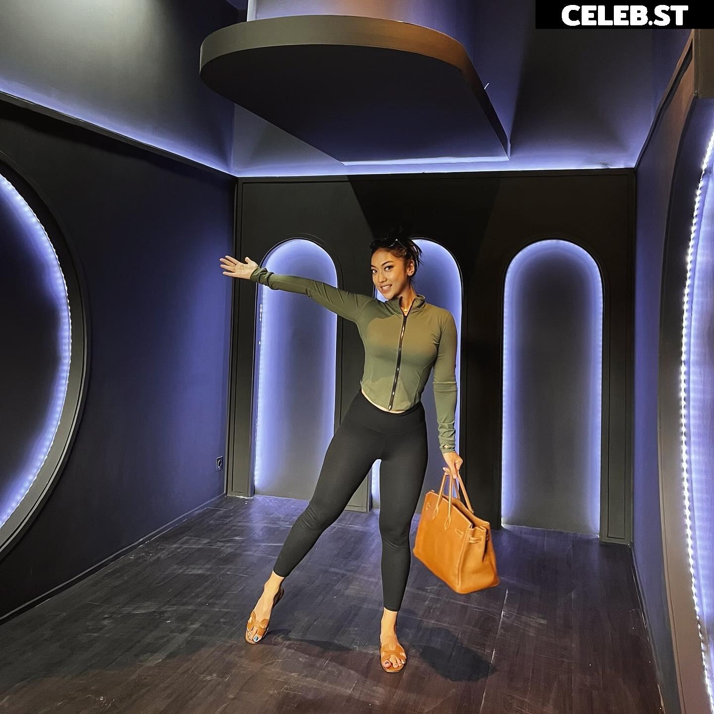 Anindita hidayat Image 12064199
