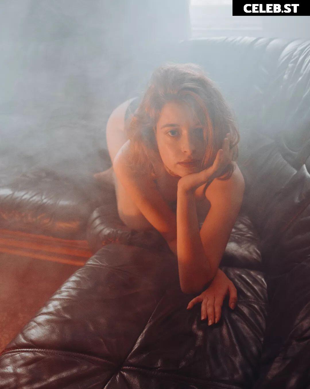 Sophie.srm Image 12067858