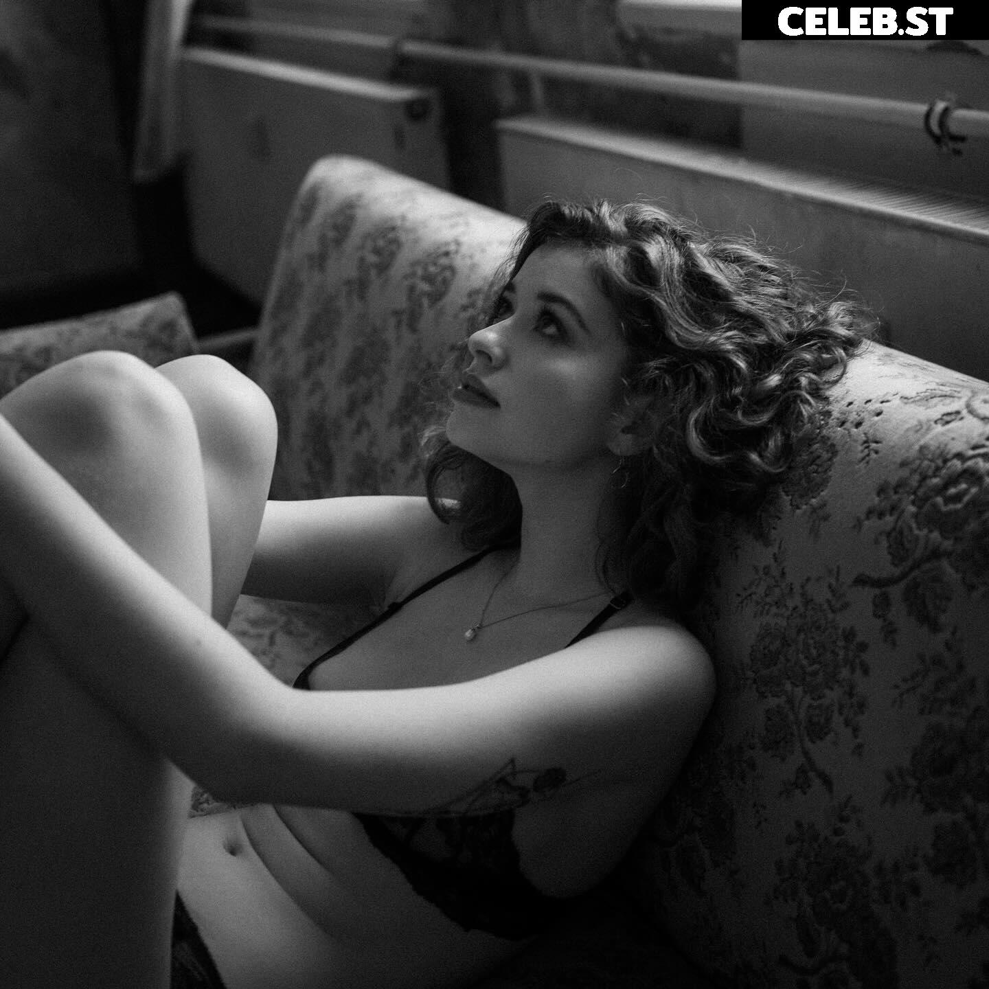 Sophie.srm Image 12067842