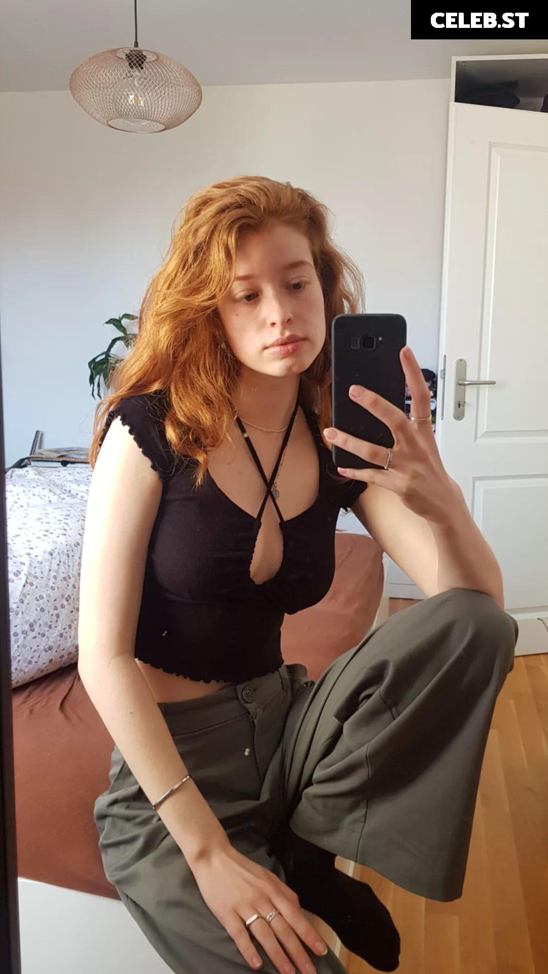 Sophie.srm Image 12067791