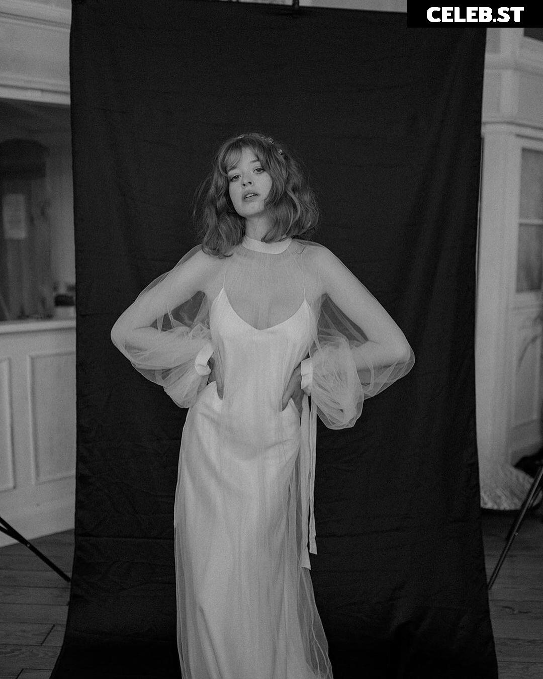 Sophie.srm Image 12067743