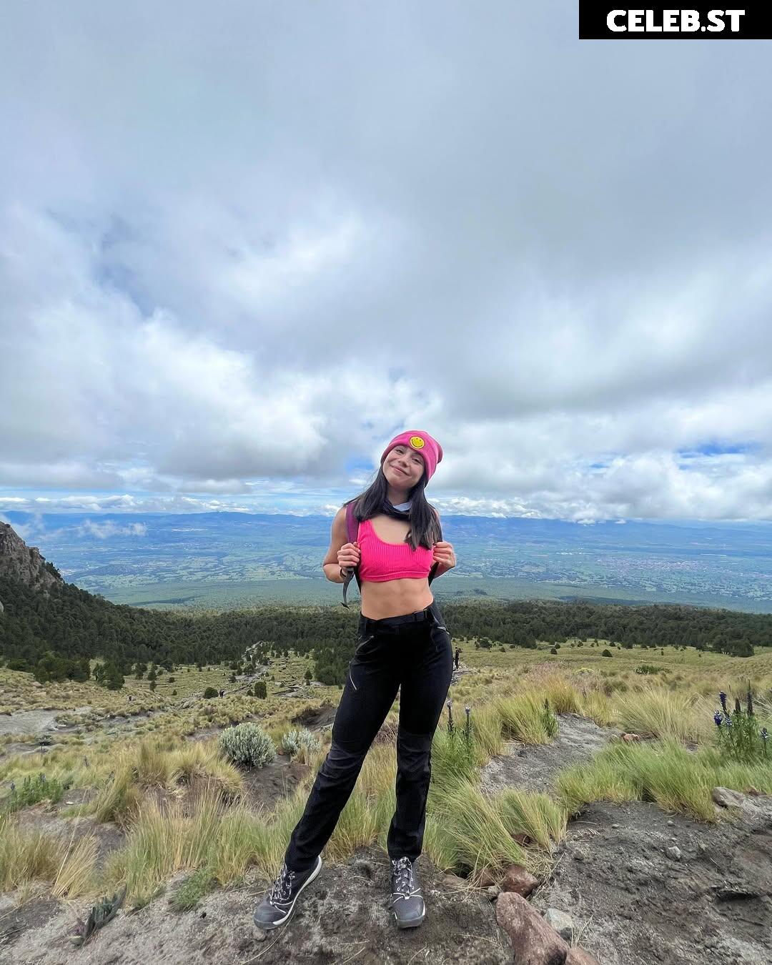 Ana Karina Saenz | soyanasaenz Image 12060997