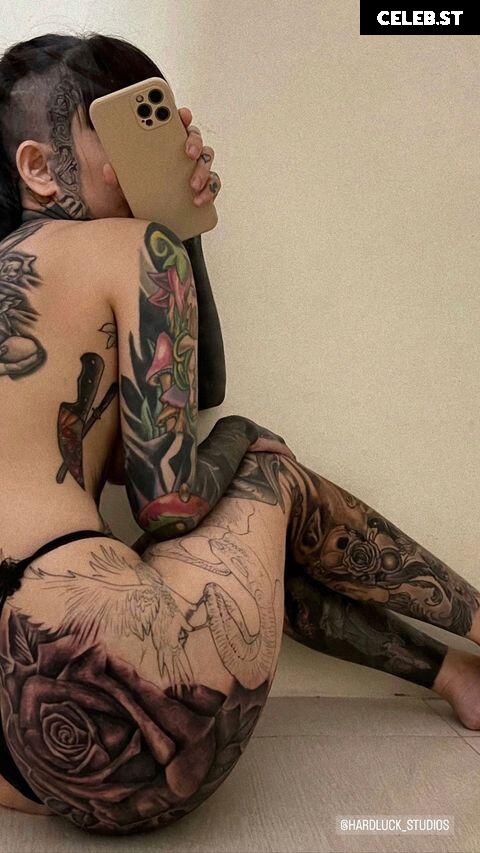 Angelie Pench / tatted_pench Image 12060422
