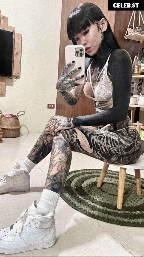 Angelie Pench / tatted_pench Image 12060421