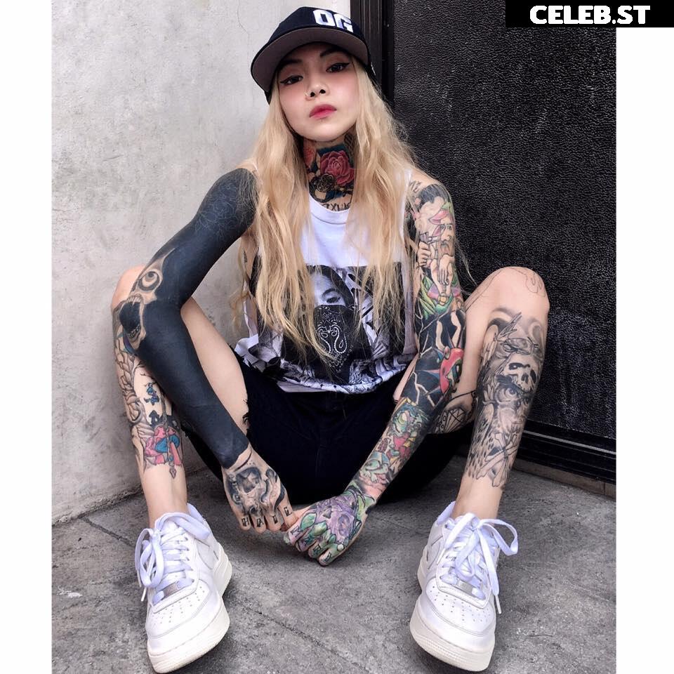 Angelie Pench / tatted_pench Image 12060402