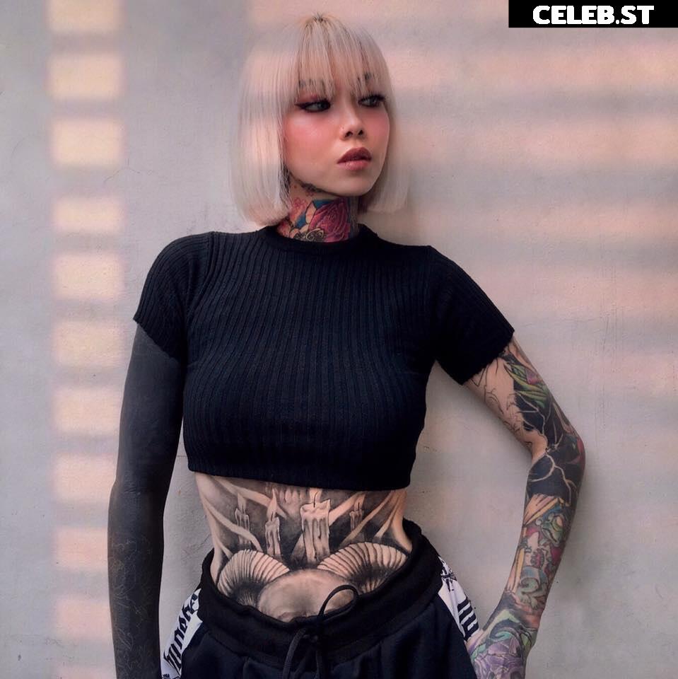 Angelie Pench / tatted_pench Image 12060404