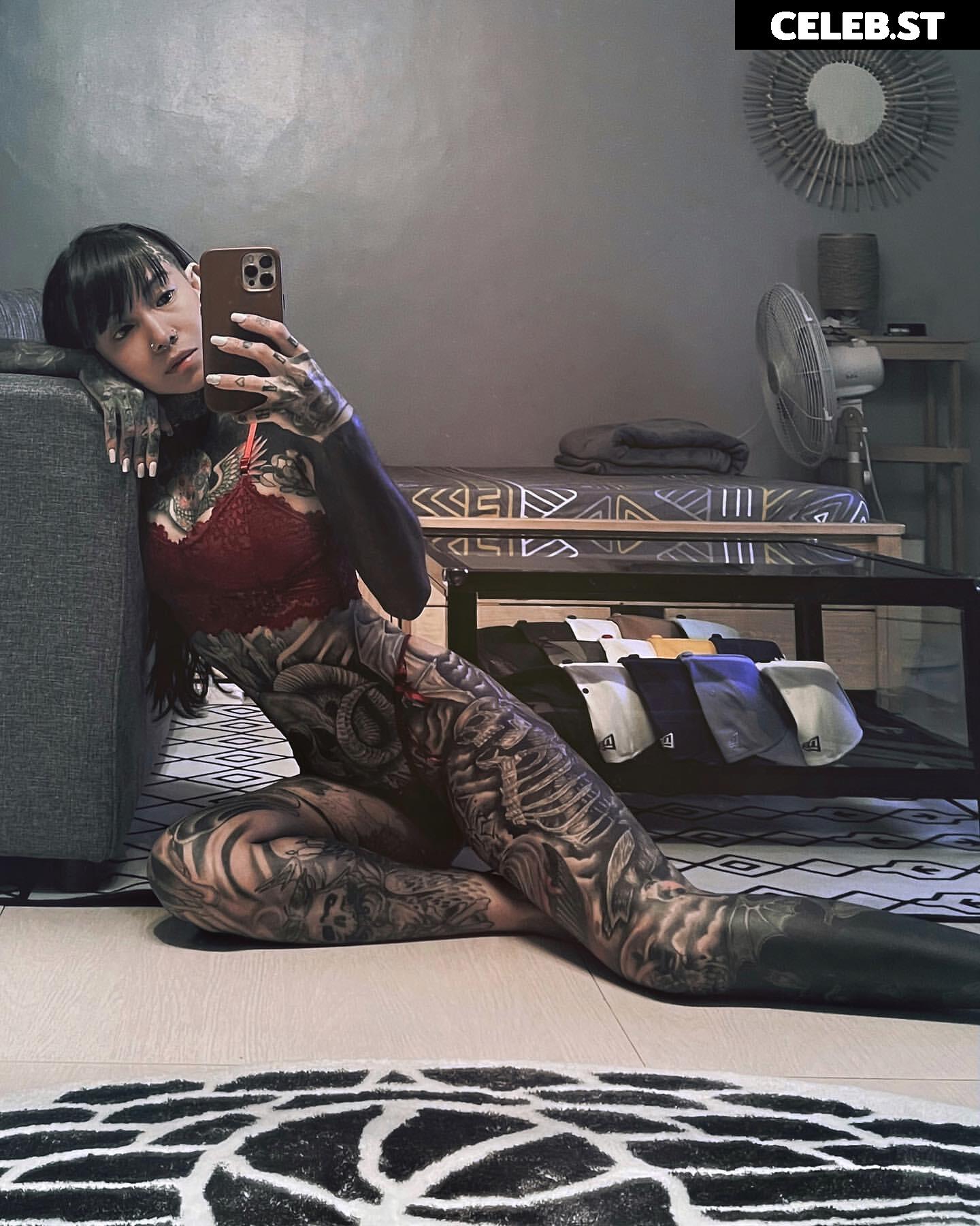 Angelie Pench / tatted_pench Image 12060464
