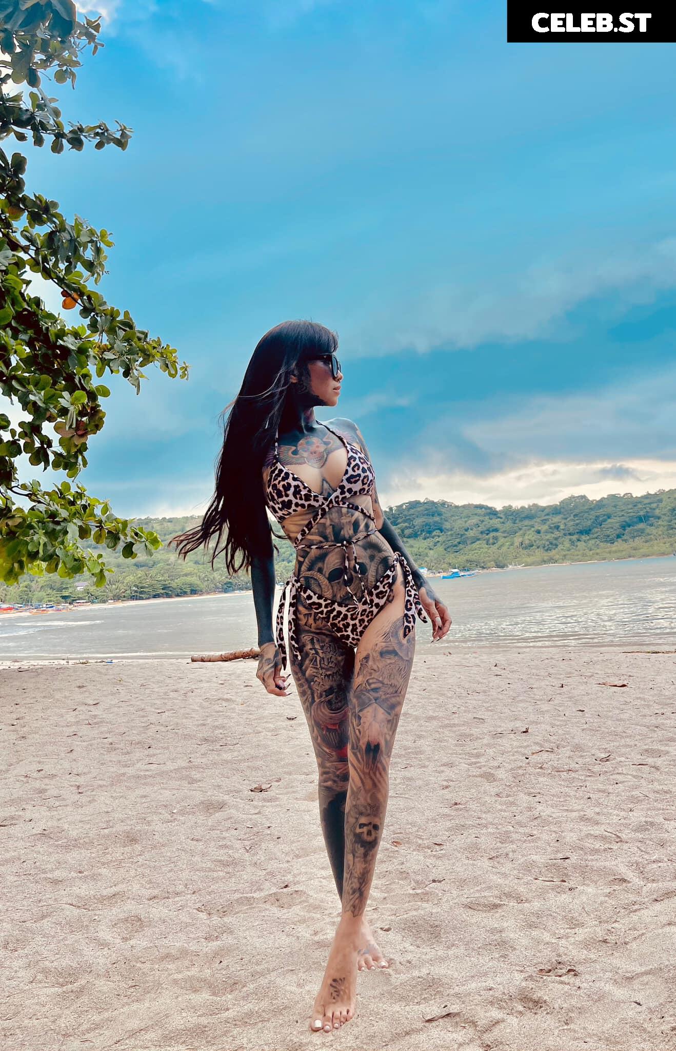 Angelie Pench / tatted_pench Image 12060469