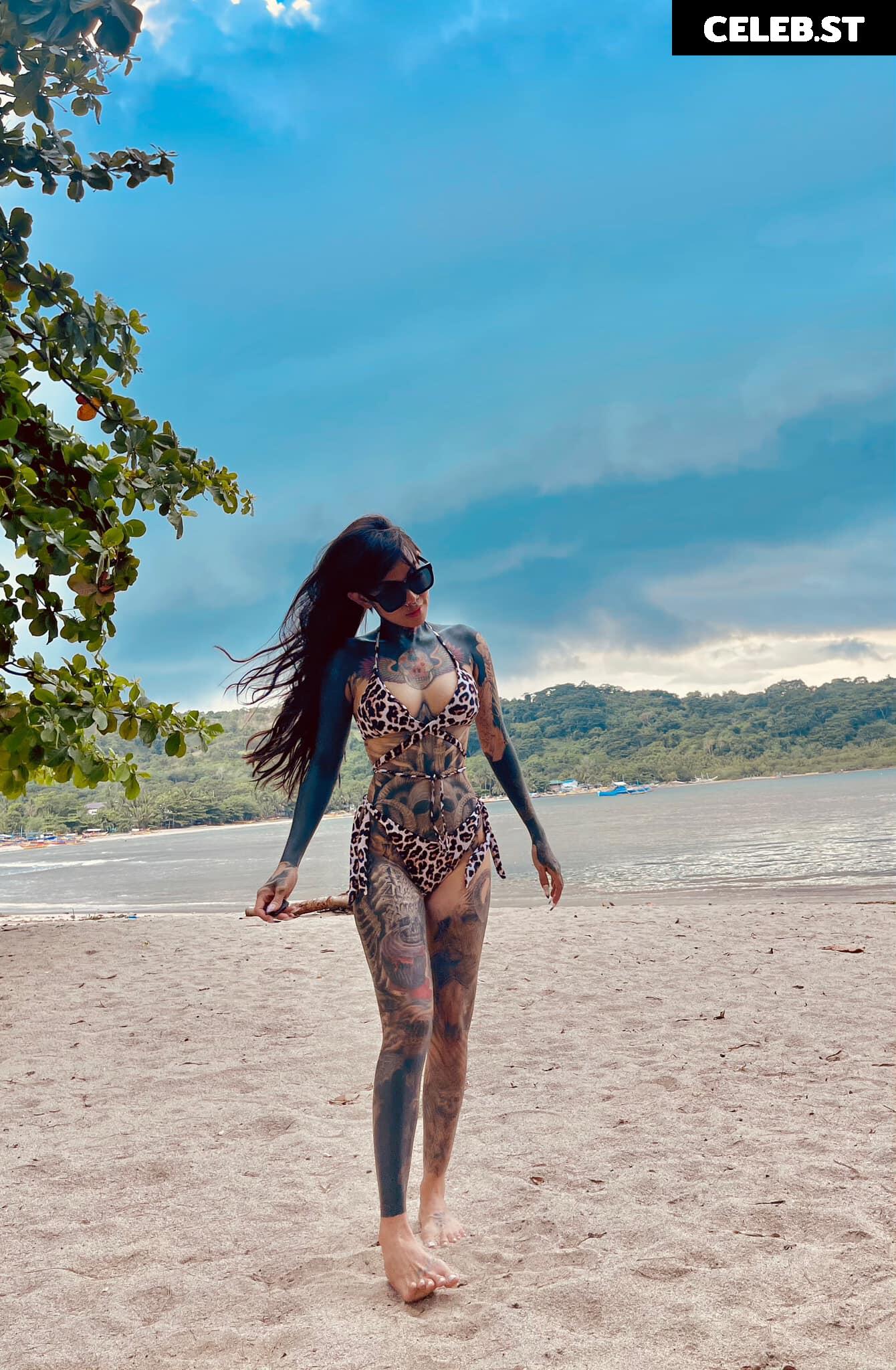 Angelie Pench / tatted_pench Image 12060473
