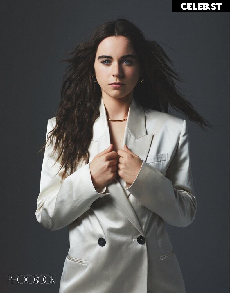 Sarah Desjardins Image 12060017