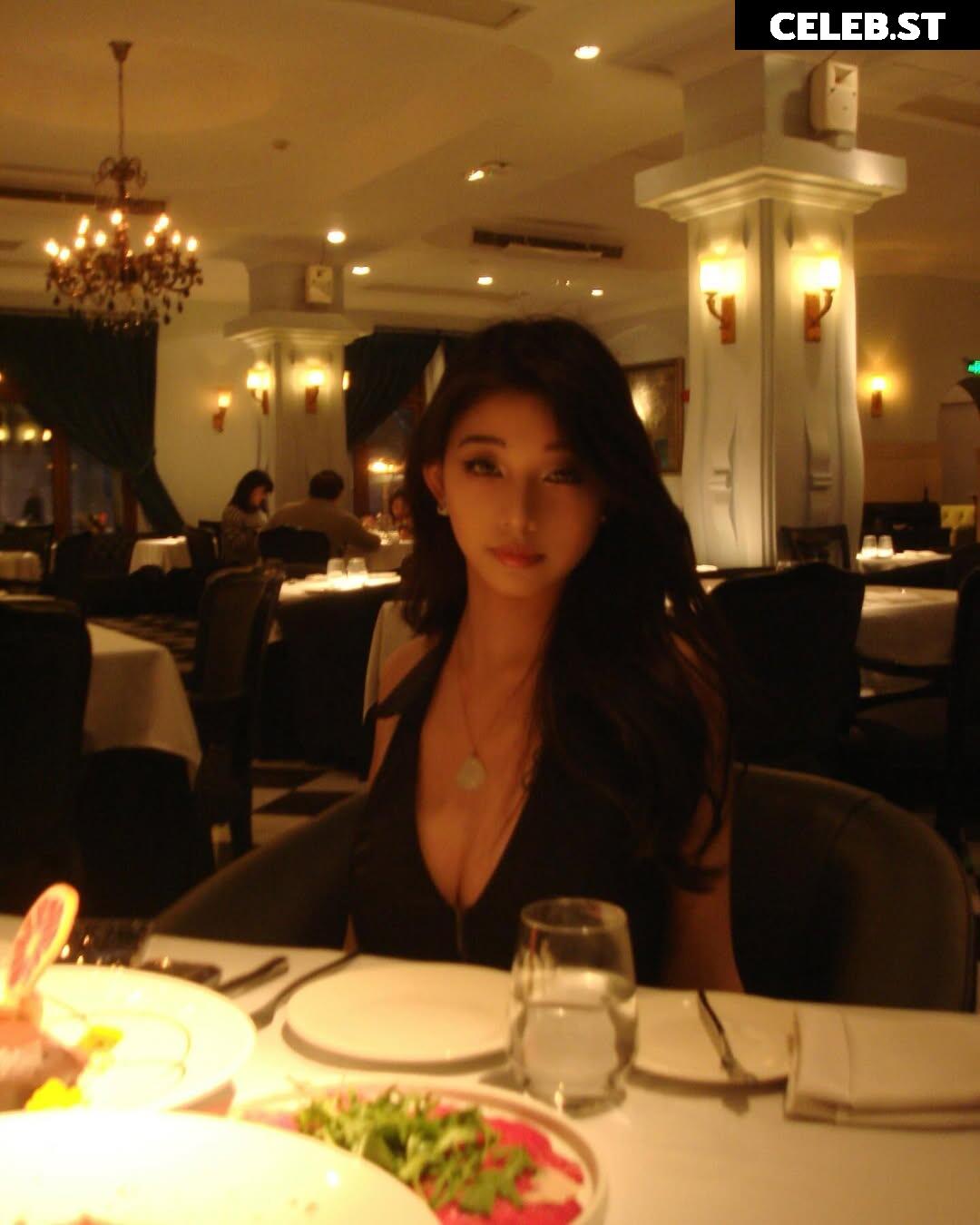caroline_slt8 Image 12063892