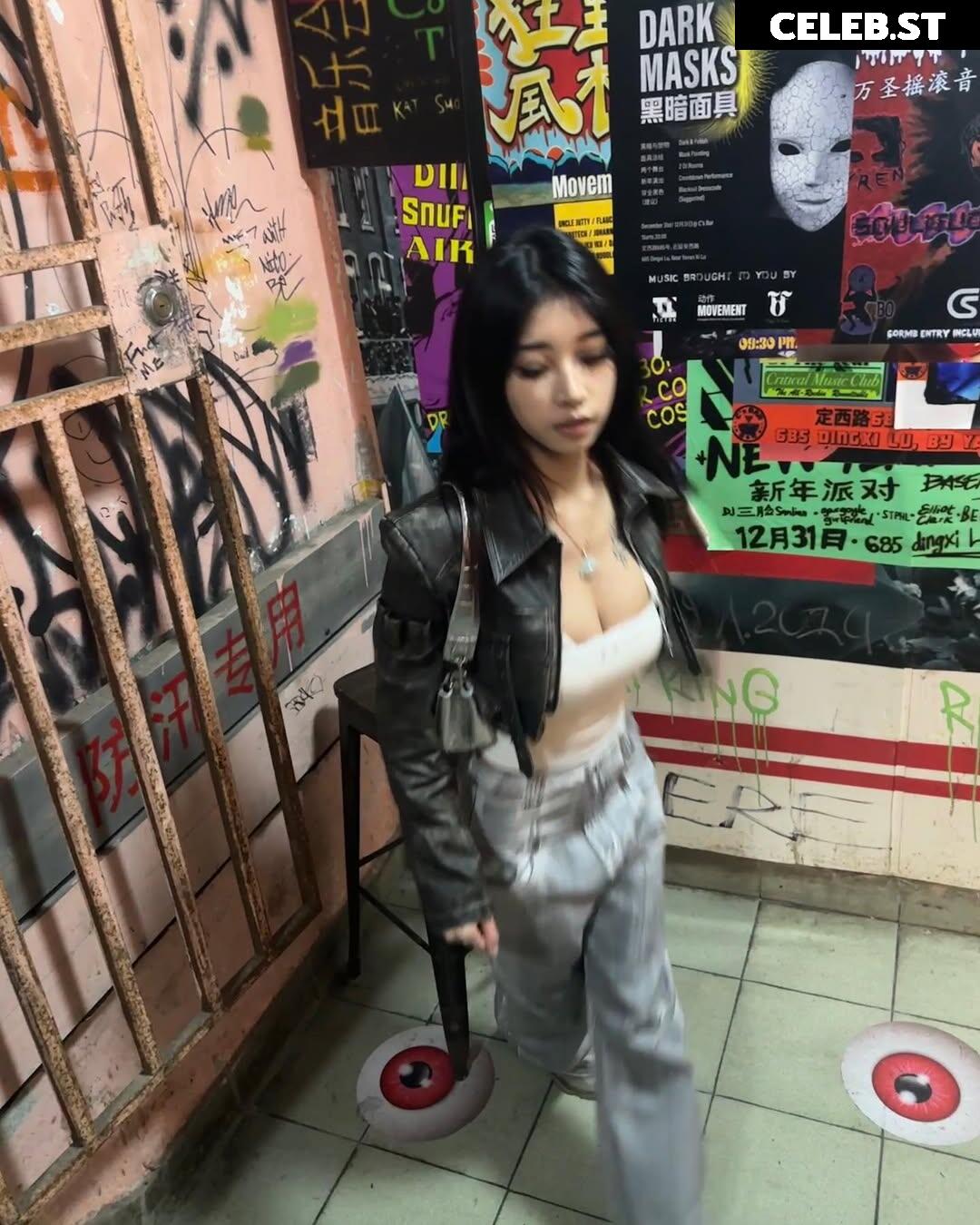 caroline_slt8 Image 12063890