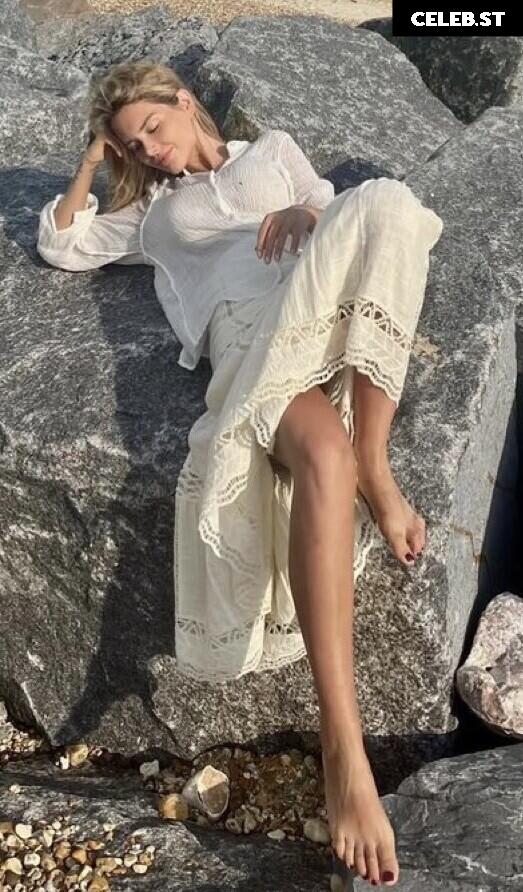 celestialbeing / Veronika Image 12062997