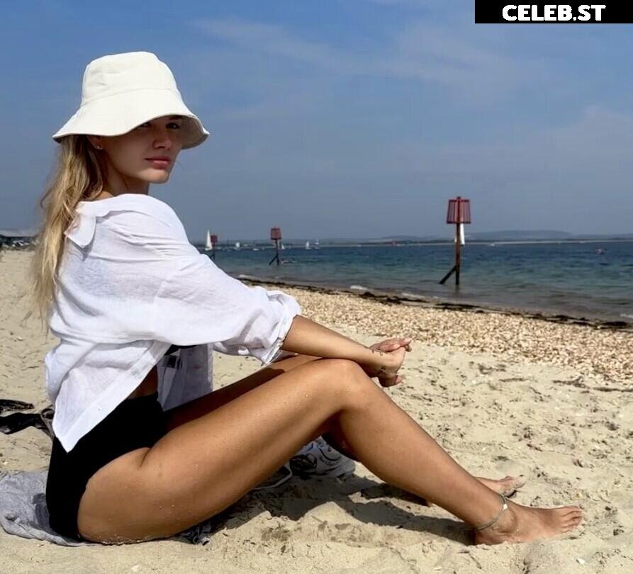 celestialbeing / Veronika Image 12062983