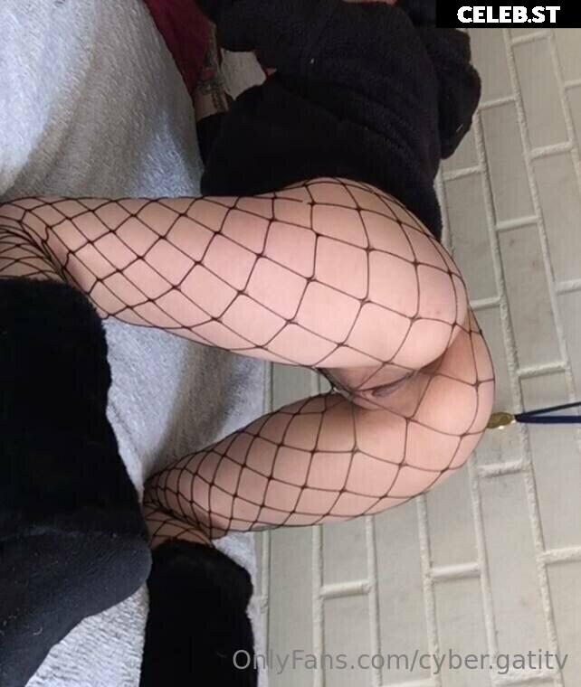 felinebitx / itsfelinebtx / cybergatita69 Image 12062024