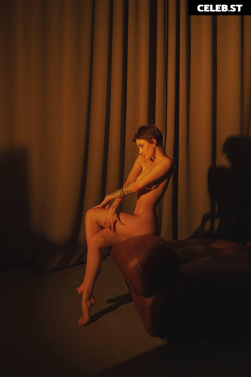 _vialentina_ Image 12062396