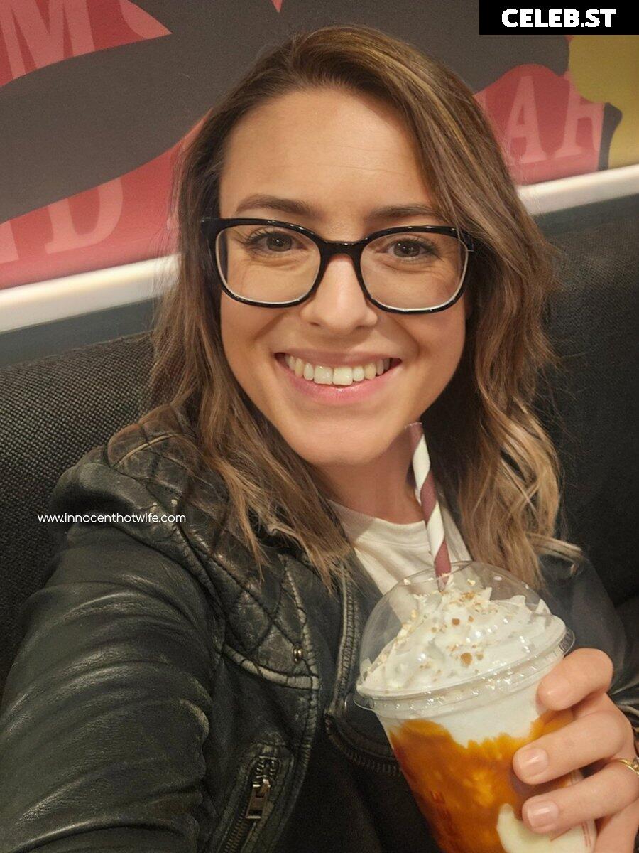 Innocenthotwifexxx Image 12078859