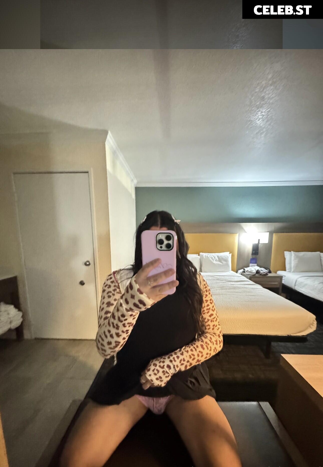 Gigi yummi / gigiyummi / hewwoslut Image 12075401