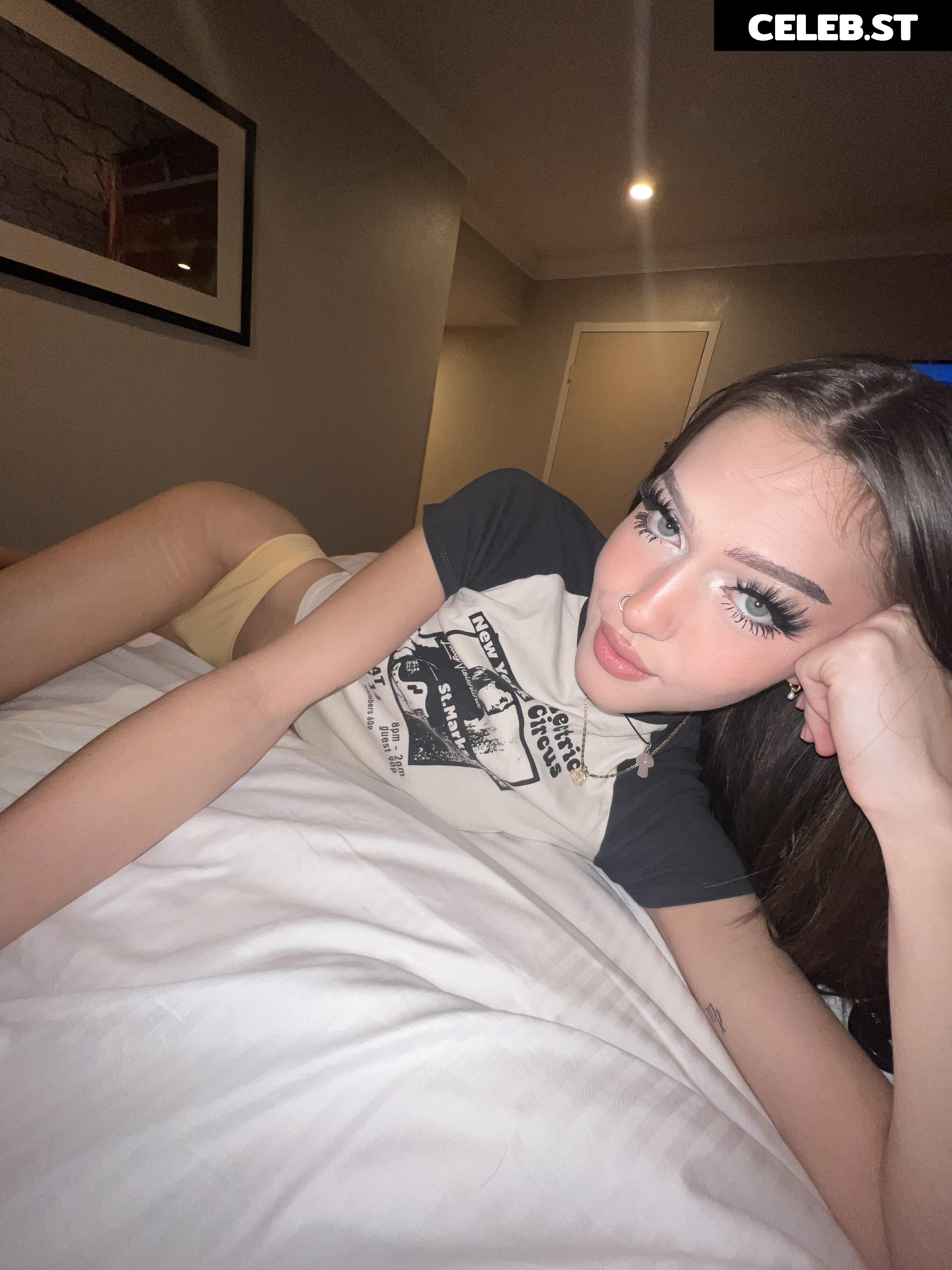 fayefayebaby Image 12077136