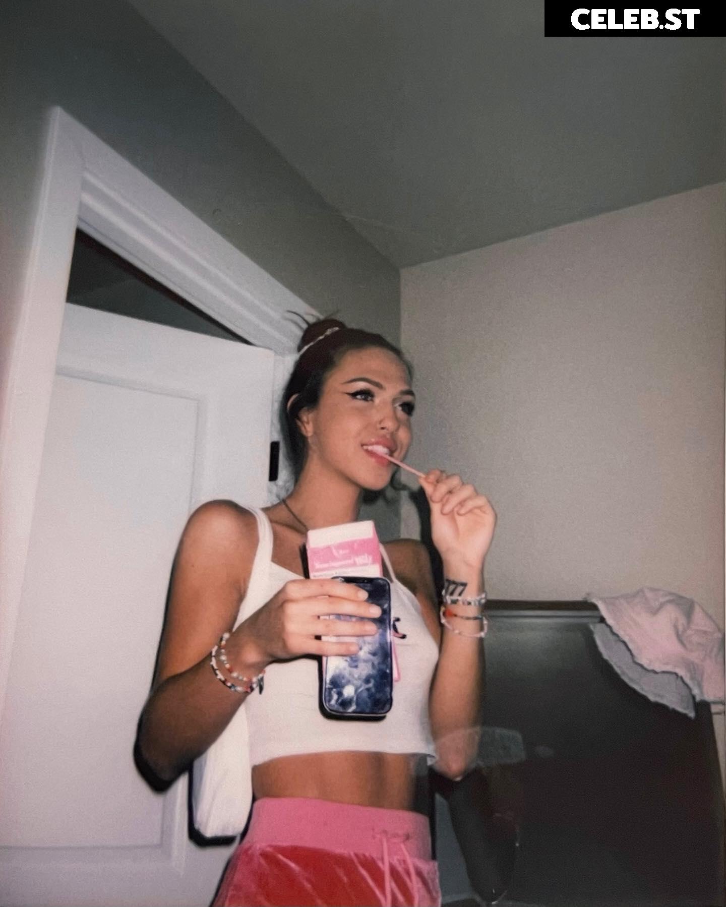 fayefayebaby Image 12077068