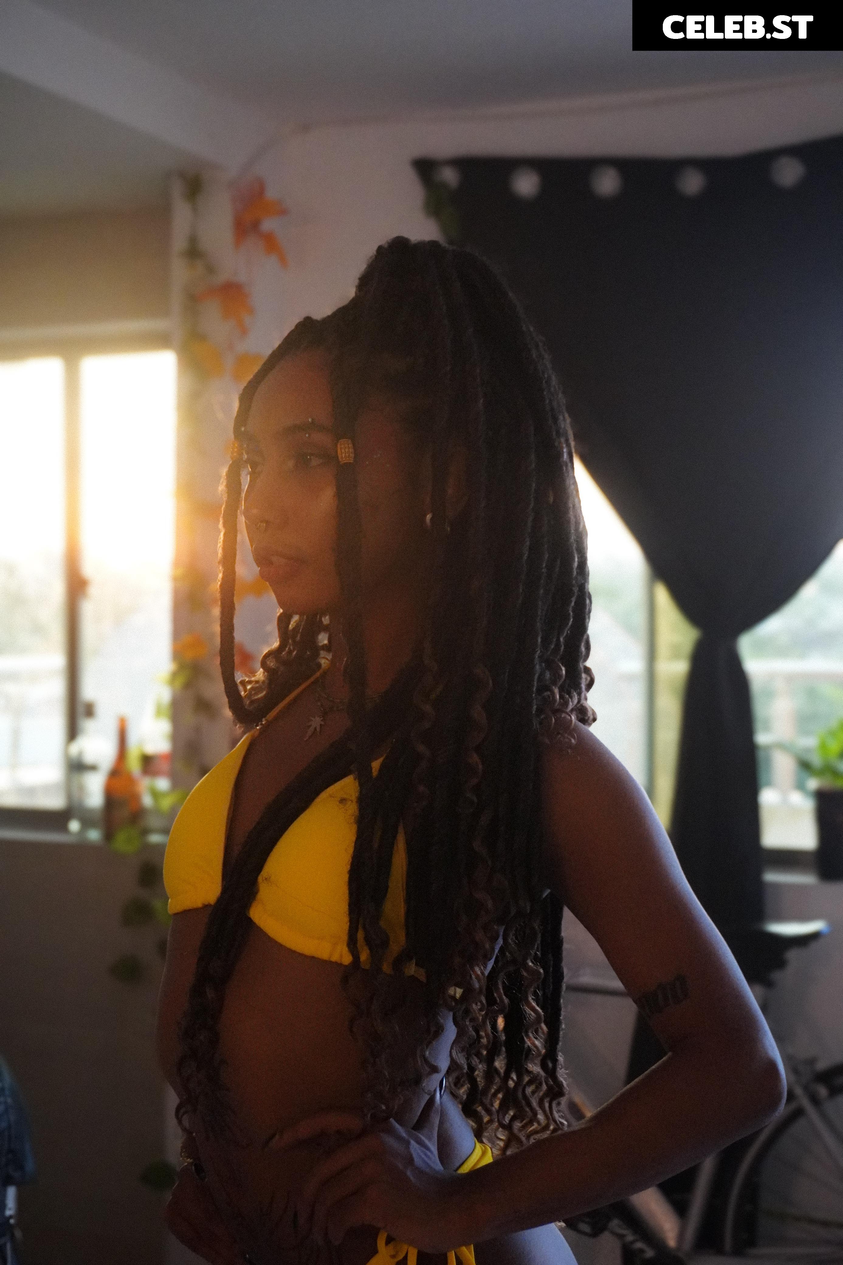 wayuu_goddess / WayuuGoddess / lilithgoddesss Image 12076426