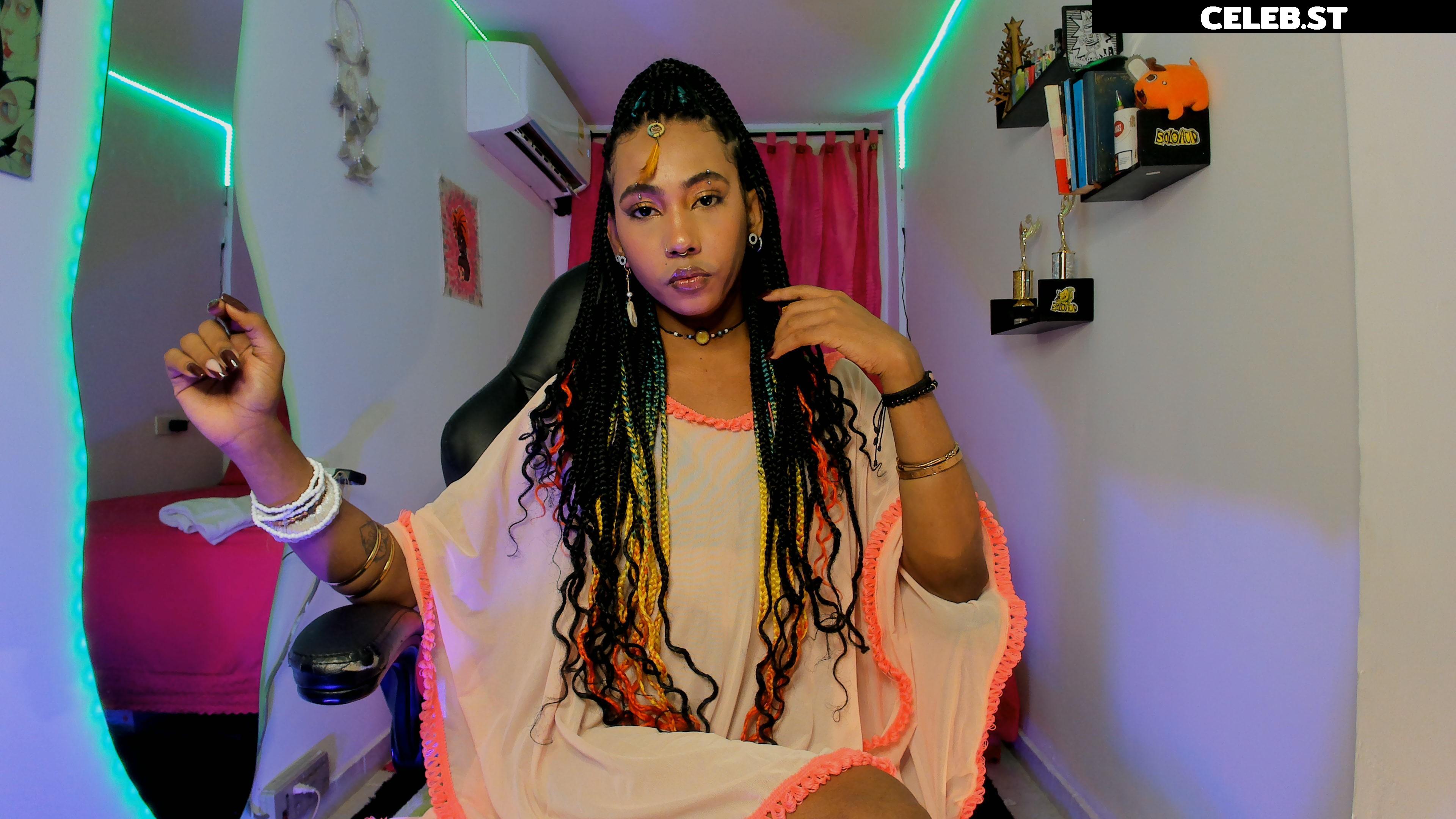 wayuu_goddess / WayuuGoddess / lilithgoddesss Image 12076415