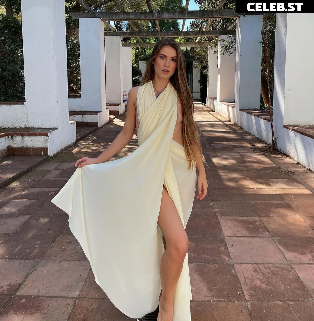 Claudia Oslé | claudiaaosle Image 12071168