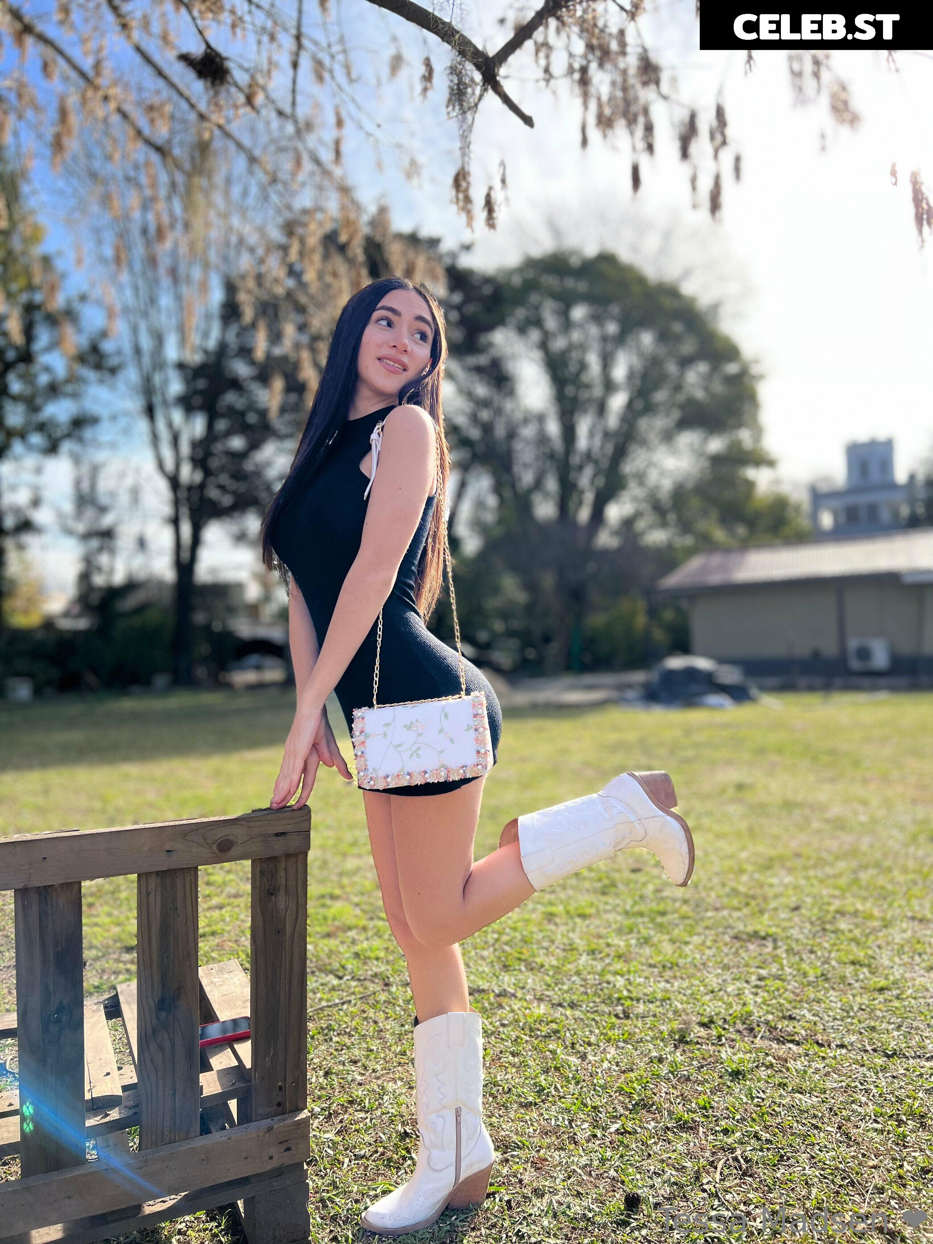 Tessa Madsen / Calm-Library Image 12071374