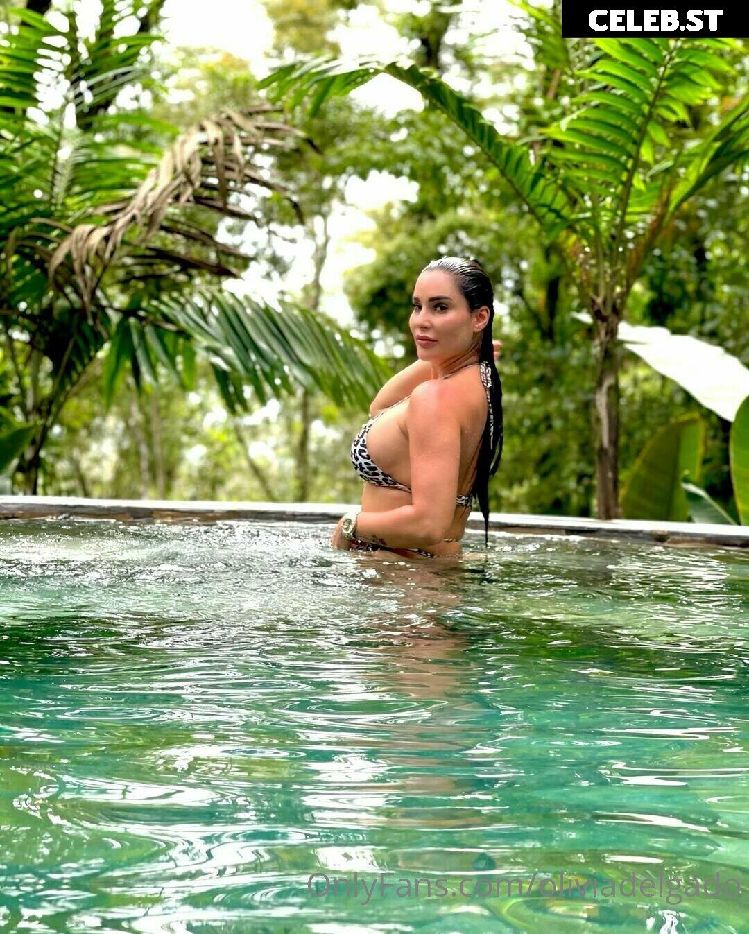 Olivia Delgado / @galleolivia Image 12070522