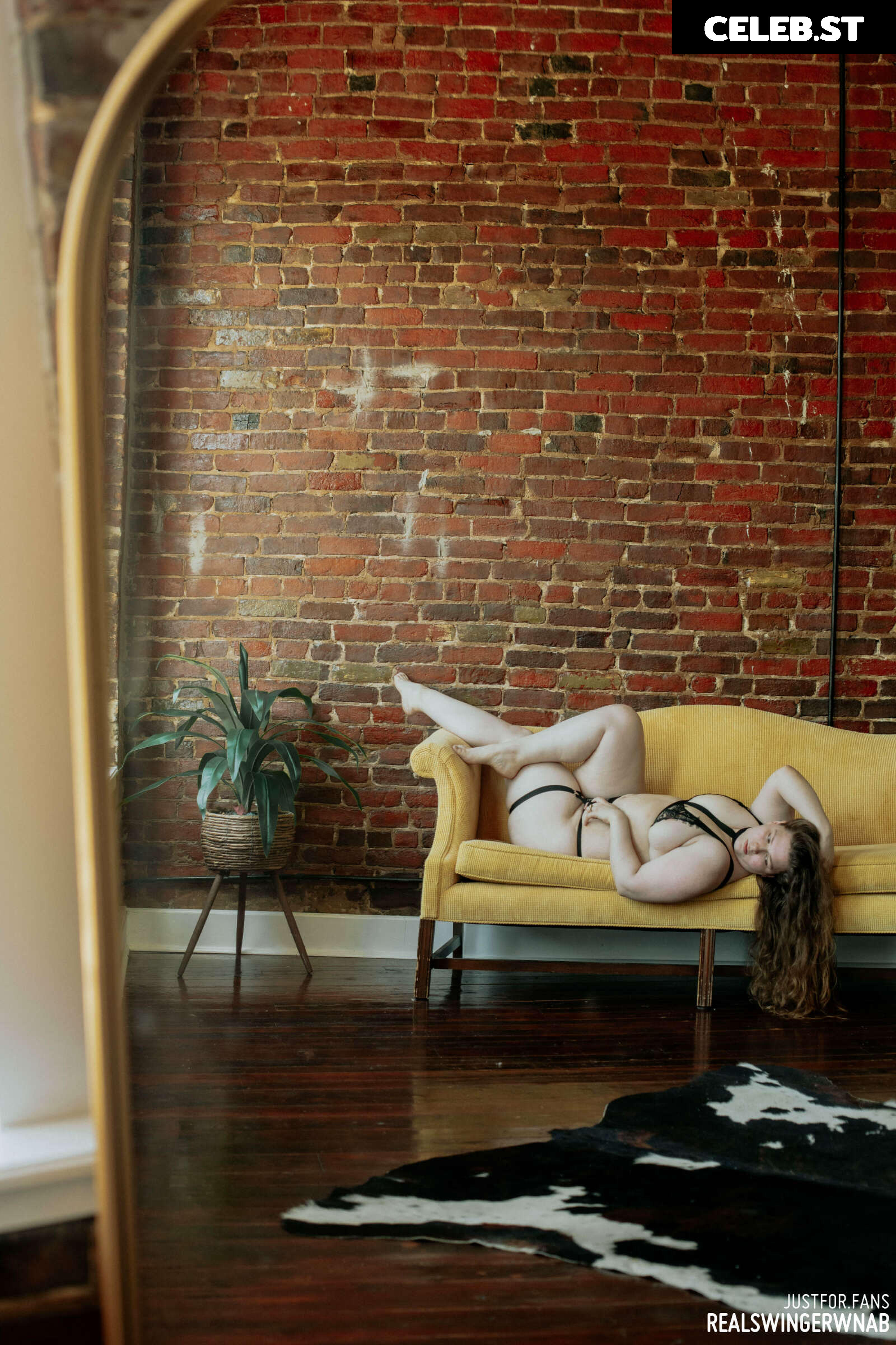 Swingerwanabe | LouisvilleCuckCouple | amber_hotwife | Amber Wanabe Image 12079329