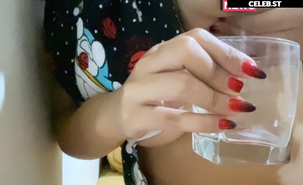 Siskaeee_ofc Image 12045780