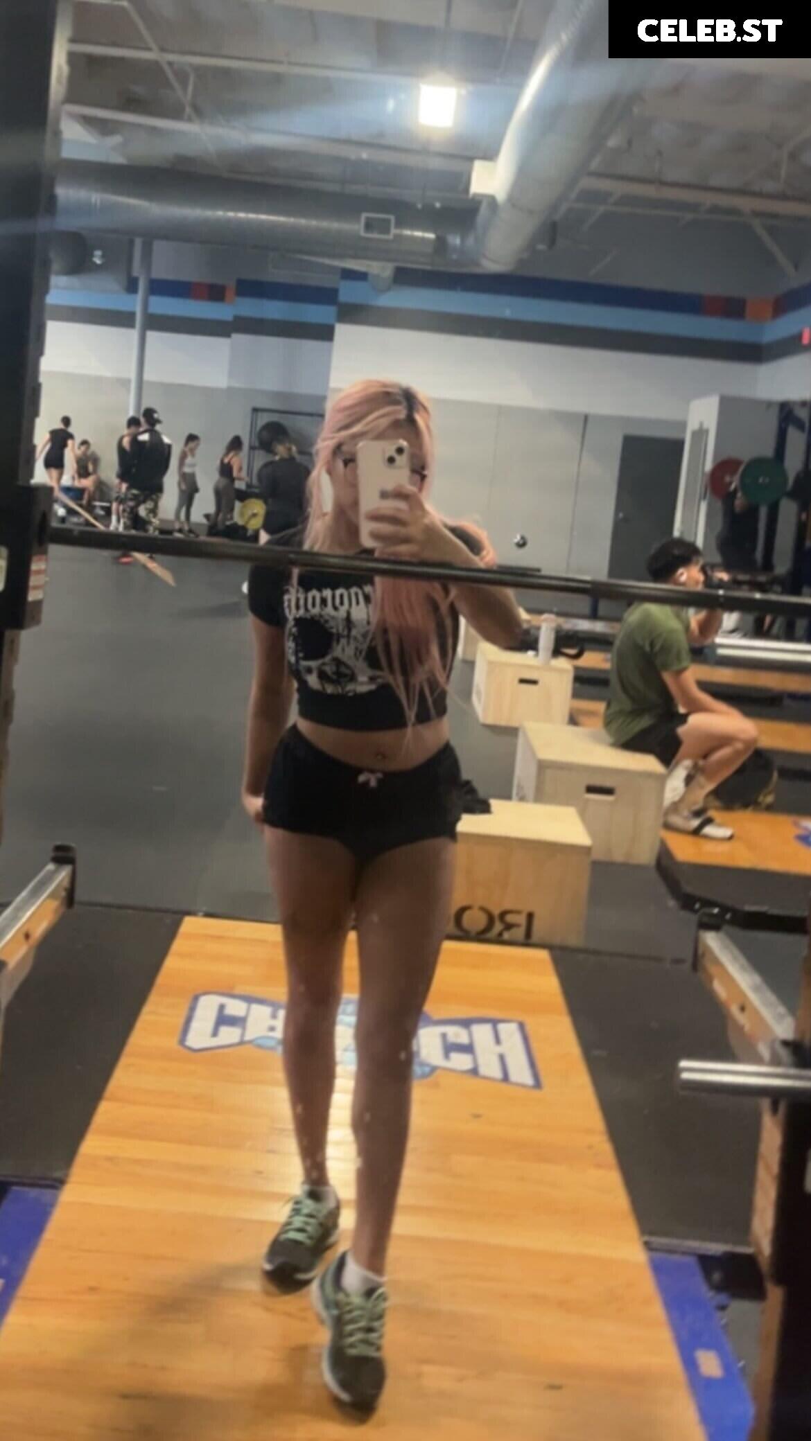 cinamonbunni/ irl.waifu Image 12041152