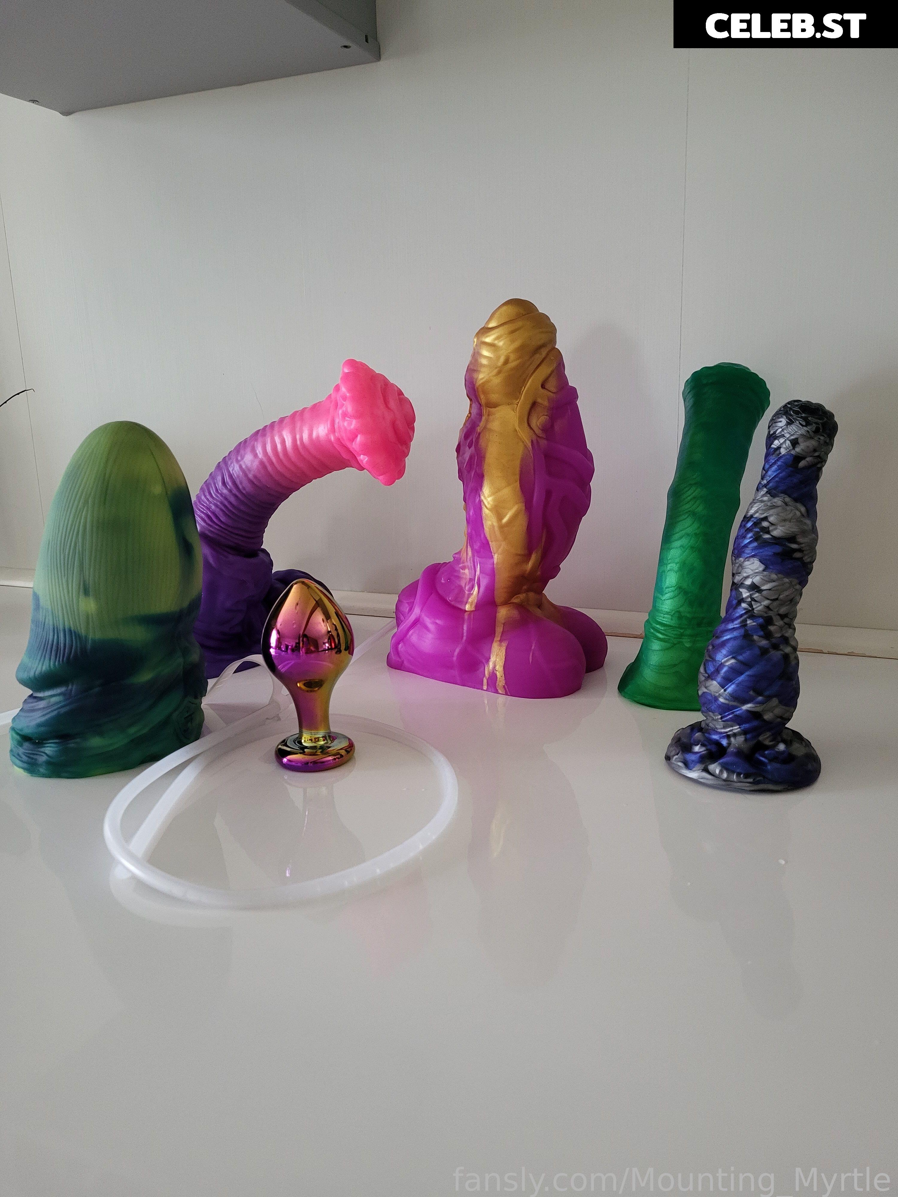 Mounting_Myrtle Image 12043228