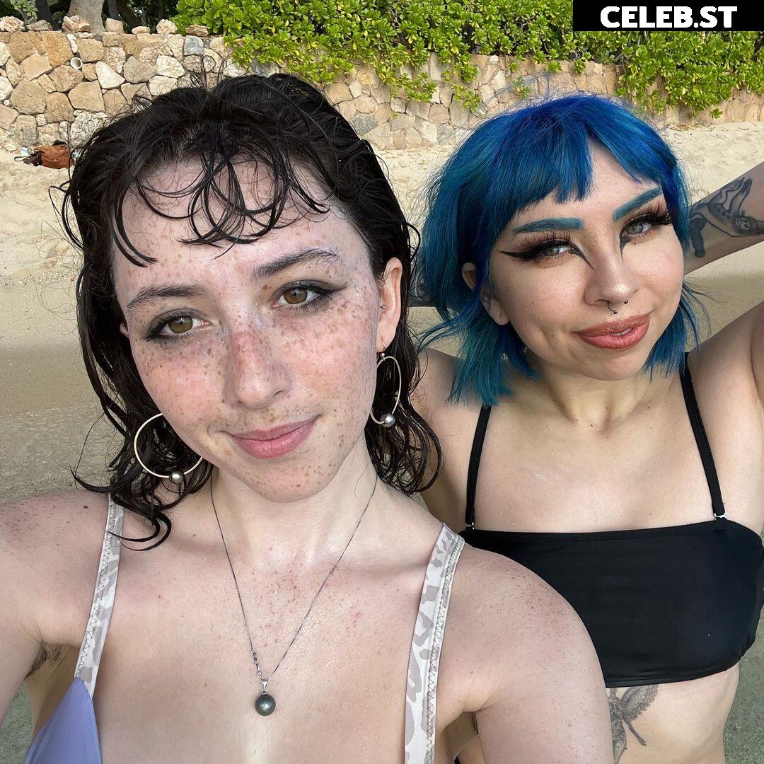 Nicole Nikki Carreon / NIKKI LAND/ wwabisabi/ Arcade Craniacs Image 12042804