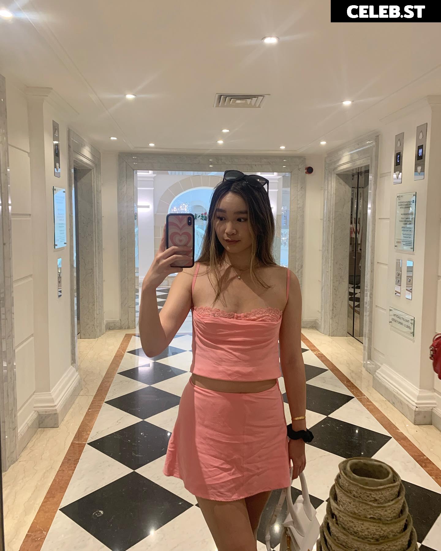 Lisabby/ Lisabbytv Image 12042260