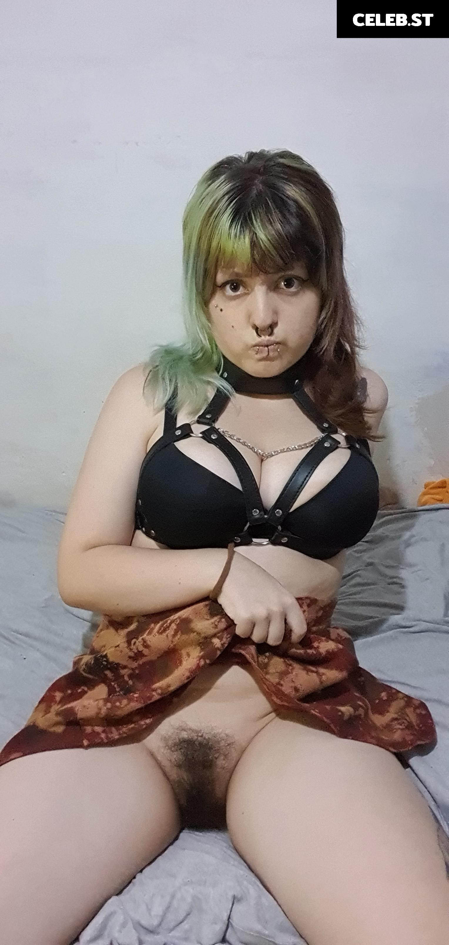 Semitattooedgoth Image 12049144