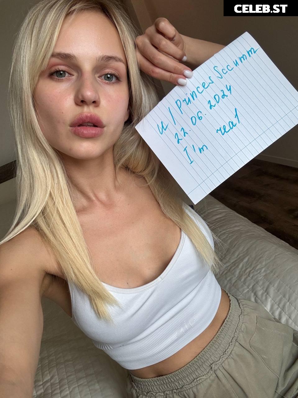 For_you_alexa / Lexyy_grey / Alexa Grey Image 12018242