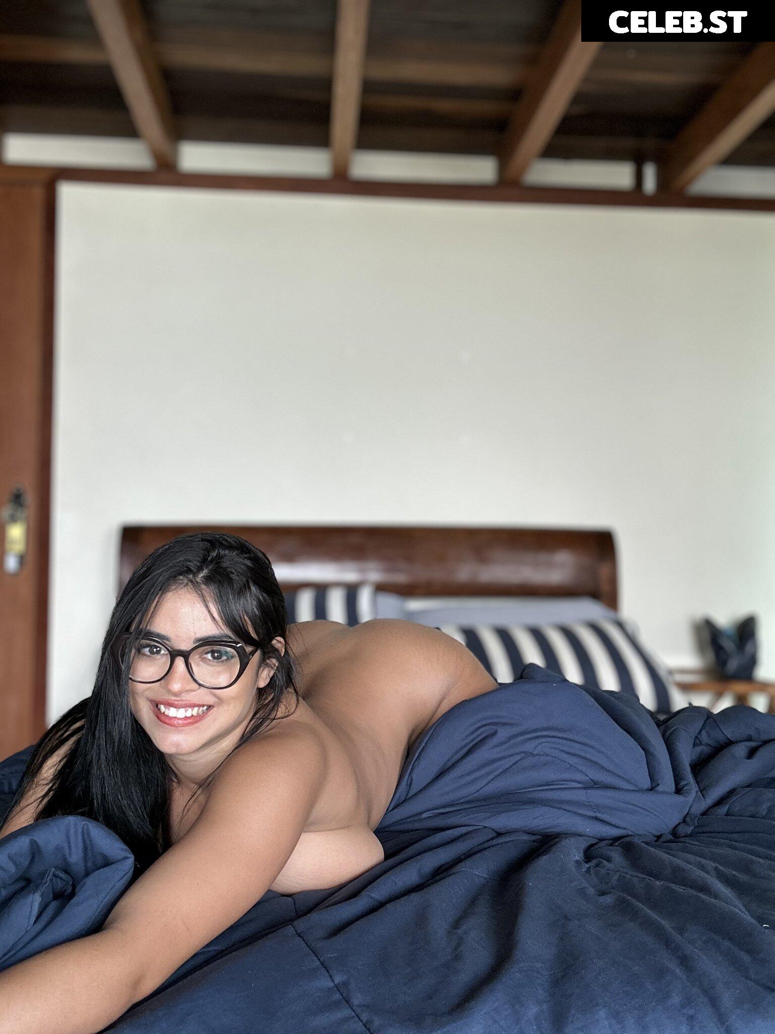 livvycherry Image 12017098