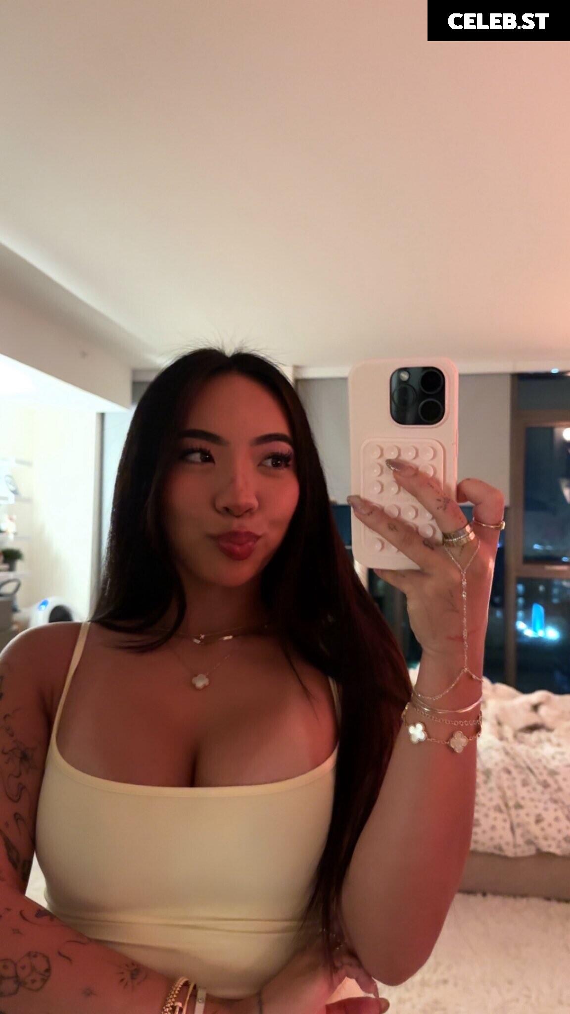 lilkasian / haleyy.nguyen Image 12010822