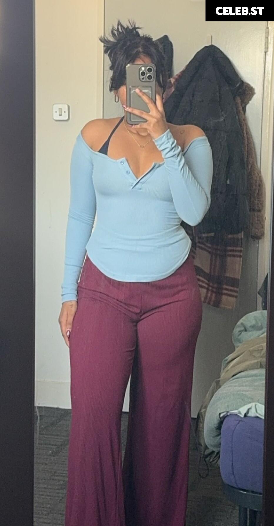 senoritasara / senorita_sara._ Image 12012592