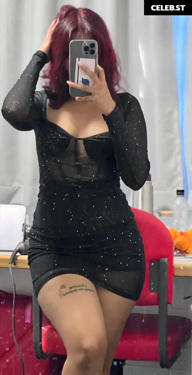 senoritasara / senorita_sara._ Image 12012597